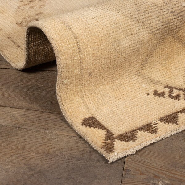 Vintage Rug Macro 2